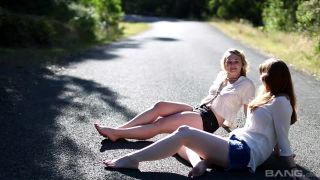 Beautiful Outdoor Group Lesbian Scene As They Orgasm In Nature Hairy!-9