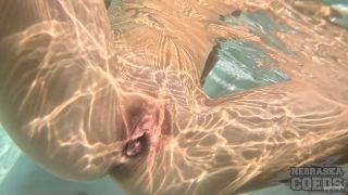 Rosalinda - Young Blonde Rosalinda Naked In The Rooftop Jacuzzi With Underwate.-8