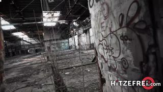 Candy Alexa - Candy Alexa got boned by Andy Star in an abandoned airport hangar! - Hitzefrei (FullHD 2021)-4