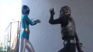 [SuperMisses.com] ZEPE-37 Prism Three Prism Blue in Grave Danger-001-9