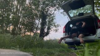 Mistresstirza Female Domination Spitting Smoking Dildo Fucking In The Car (Toys)-7