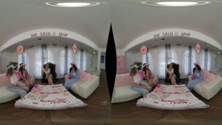 Bangin Bridesmaids - Smartphone VR-0