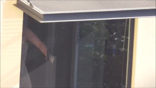 vacation-rental-window-peeper-7