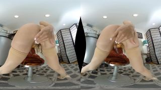  3d porn | Duchess of Pork – McKenzie Lee | virtual reality-2