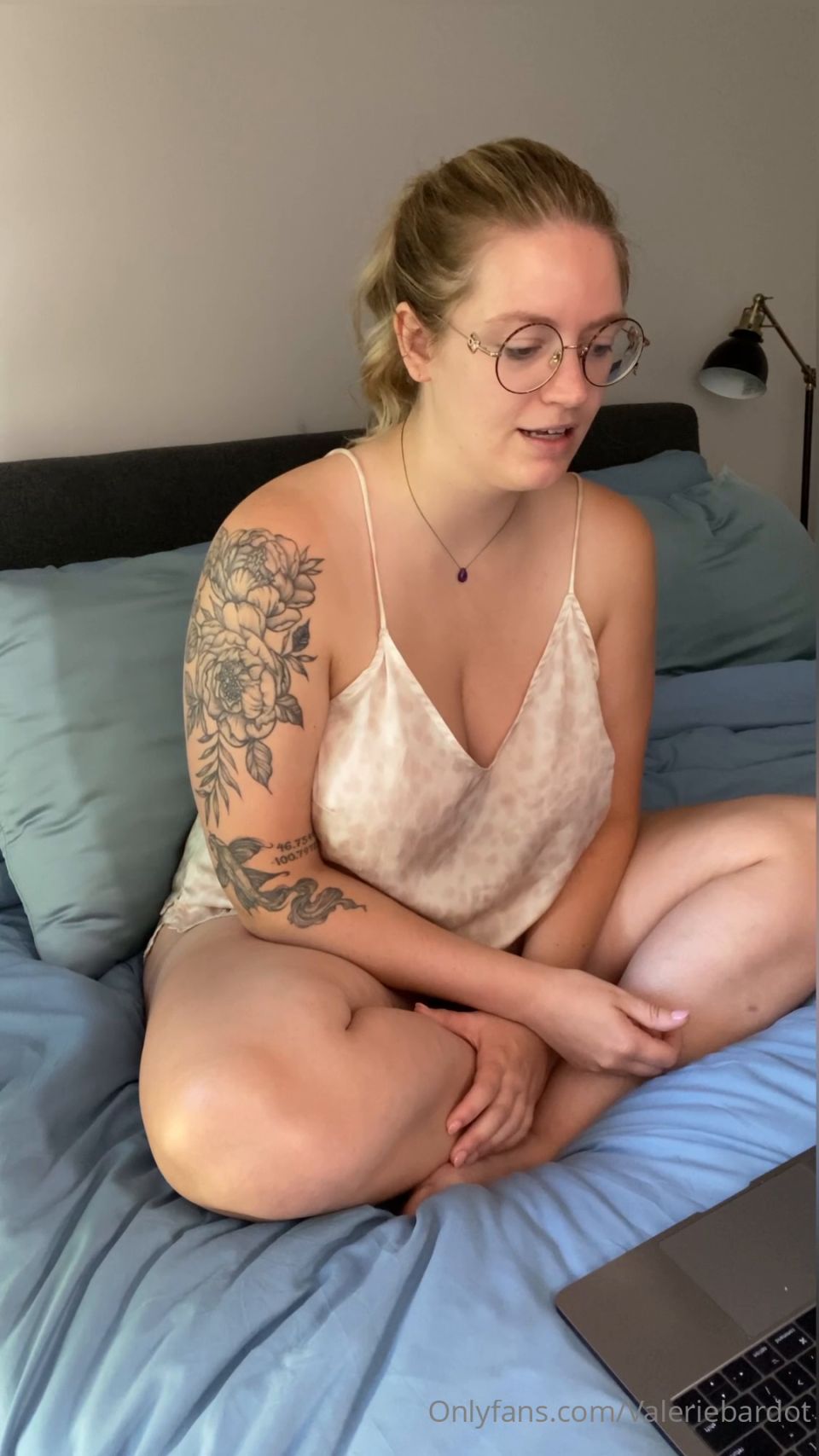 valeriebardot 2024-09-19 Watch Porn With Me qspftt