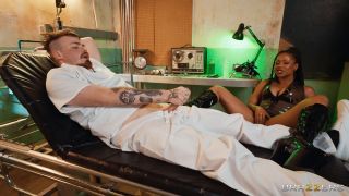 Kira Noir - Nurse Noir [1080p] - Ebony-1