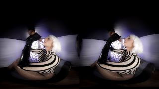 8K VR Darya Jane: Latex & Fleshlight Handjob Fantasy [UltraHD]-2