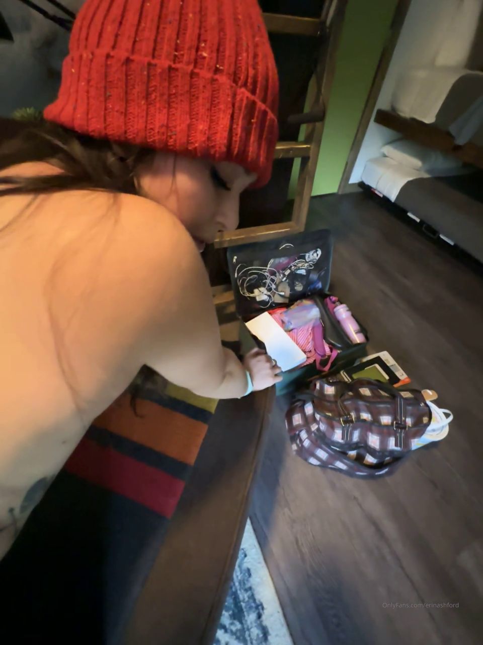 Erin Ashford (erinashford) Cute Red Beanie PPV Onlyfans (Pornstar)
