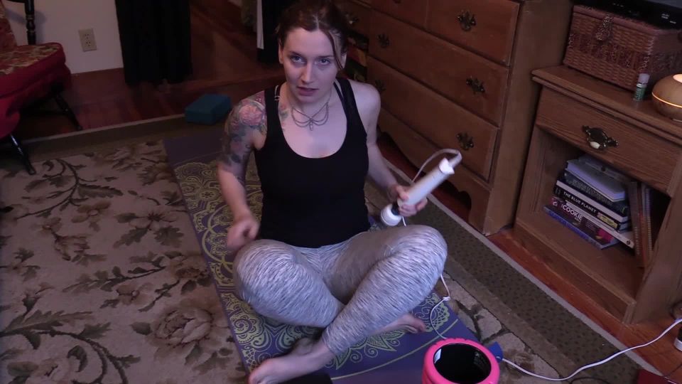 free adult clip 41 Bettie Bondage – Yoga MILF Masturbates and Squirts | joi video | pov hypnohub femdom