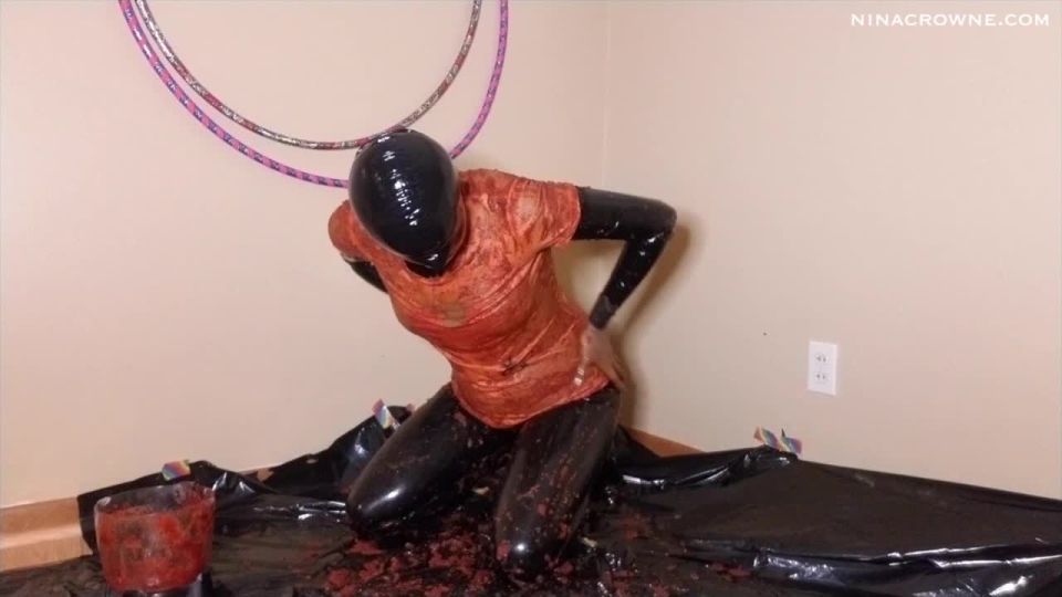 online clip 44 Nina Crowne – Sploshing in Latex, kik femdom on fetish porn 