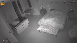 Webcam 1110 Iran Tehran iAYkWi5s0-9