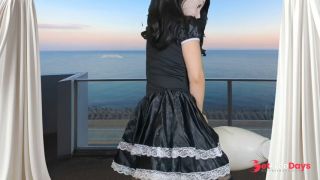 HENTAI Aibu. Veranda. Maid. Masturbation with a mannequin.-0