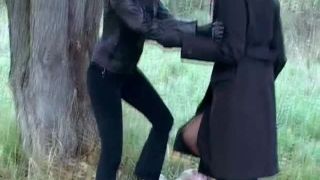 Young Goddess 20041015 Dana and Sonya Outdoor Domination-8