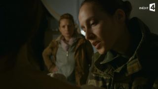 Charlie Bruneau, etc – Loin de chez nous s01e02-05 (2016) HD 720p - [Celebrity porn]-5