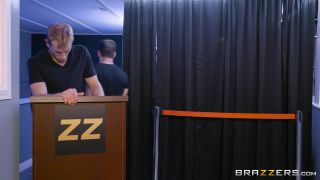 Bailey Brooke Bounce Her (Blowjob porn)-1