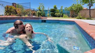Natasha Nice Busty Girl Fuck In Pool (Hot Babes)-0