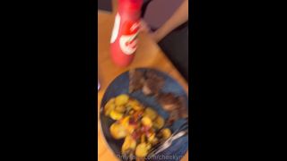 cheekymz 28060097-03bb-4cb0-a262-bd27d2a45fb5-Mlh8NHsb-9