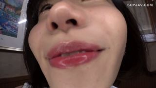 Reducing Mosaic SIRO-5553 人妻って聞いた瞬間フル勃○？結婚しているはずなのに旦那を横目に堂々不貞？他人棒大好きどスケベ人妻のエロ過ぎ奔放記 【初撮り】ネットでAV応募→AV体験撮影 2444-2