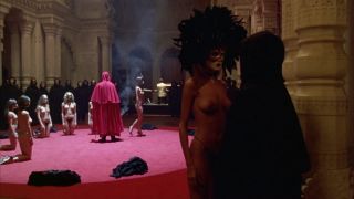 Julienne Davis, Abigail Good, etc – Eyes Wide Shut (1999) HD 1080p - (Celebrity porn)-3