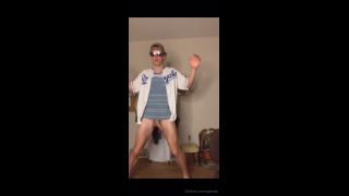 Loganwall () - slowmotion jumping jacks 07-04-2020-4