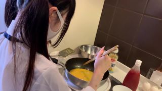 FC2PPV 3049060 白ソックスと制服を纏ってさながら中◯生のみくちゃんと料理をしたり初恋の話をした後に制服生中だしセックス　【レビュー特典：高画質版＋未成熟ボディ観察シーン】 - FC2PPV-1