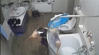 voyeur hidden camera 025952 -1