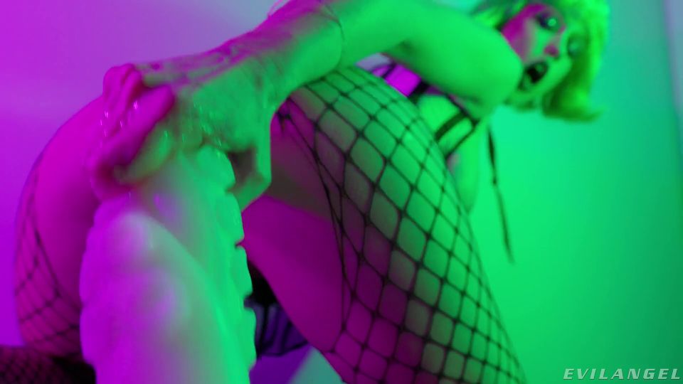 [EvilAngel] Scarlet Chase Freak Show Slut Takes Giant Appendage [01.25.26] [1...