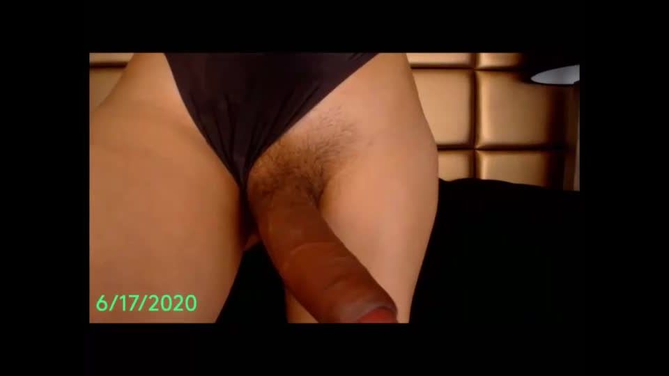 Shemale Webcams Video for June 18, 2020 – 18 Webcam!