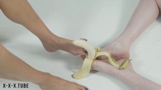  Lora Cross  fetish Lora Cross Gg Foot Fetish Banana Peel And Smash-2