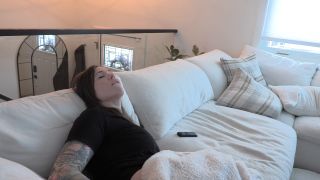 yogabella Guy's Free Use step-Mom Part 2-6