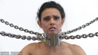 Metal Bondage 543MB462 - Yasmine in the Giraffe Collar-4