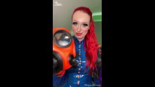 Latex Trying New Gas Masks Quick View Porn - New Sex Vide...-1
