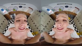 Missionary She Wants to get Fucked in Locker Room-9