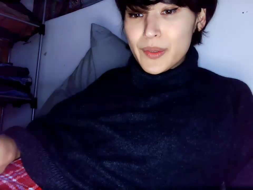 Shemale Webcams Video for November 27, 2019 – 01 shemale 