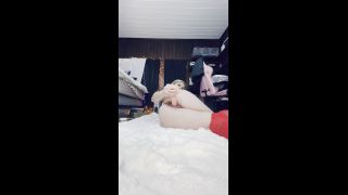 Emmagray - Mrs Claus squirts-4