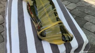 LatexLolaNoir - Sealed Tight Left Outside.-1