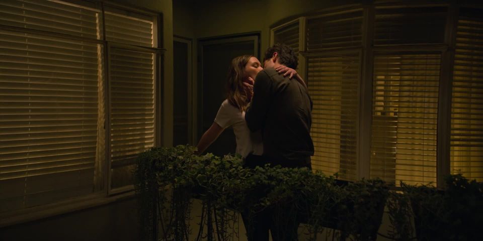 Victoria Pedretti - YOU s02e01-04 (2019) HD 1080p - (Celebrity porn)