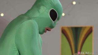 Sasha Zima Mom gets probed on Halloween (Role Play)-9