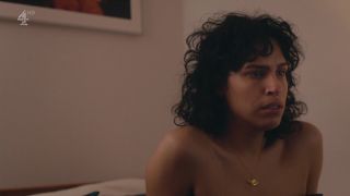 Desiree Akhavan - The Bisexual s01e06 (2018) HD 1080p!!!-5