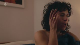 Desiree Akhavan - The Bisexual s01e06 (2018) HD 1080p!!!-6