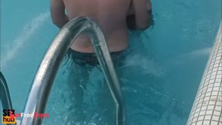 Iranian new sex in pool-2
