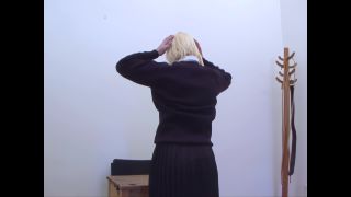 SpankingRedAssAmanda belt.-2