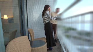 FC2-PPV-4775211 初週限定セール、出会ったばかりの女子大生に高層ホテルのベランダでチンポしゃぶらせる愉悦、みずき 女子大生-2