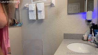 Lauran Vickers - Mommy and Son Fuck in the Bathroom.-6