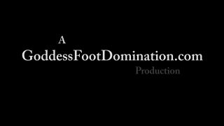 Video online Goddess Foot Domination - Goddess Kimmy Lee - Dirty Feet Might Help You Last Longer-0