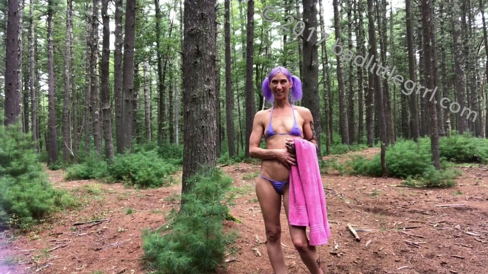 badlittlegrrl in Fisting in the forest | badlittlegrrl | fisting bonnie rotten fisting