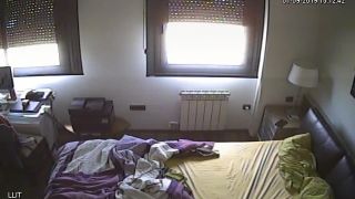 voyeur hidden camera 032446 -3