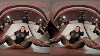 Anna DeLight VR: Curvy Goth Fucked in 4K for Oculus & Vive-3