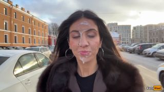 Video Agreed To Walk With a Stranger s Sperm On Face In a Public Pl...-7