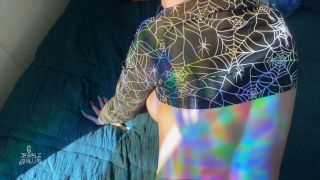 jewelzblu 5f9f8155528567300eb1e source-7